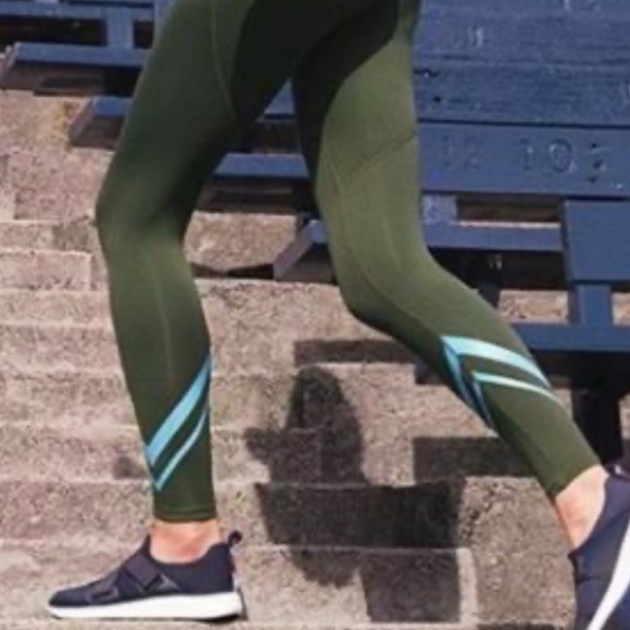 Tory Sport Leggings